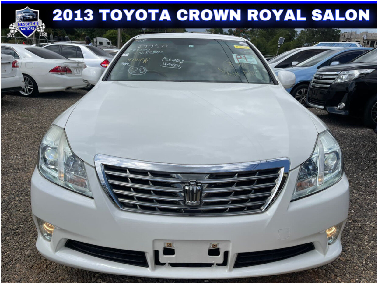 For Sale Toyota Crown Royal Salon Cc Greenvale Roundabout