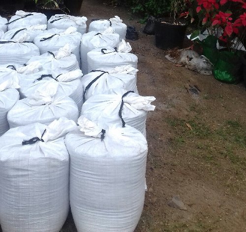 Top Soil With Organic Manure For Sale