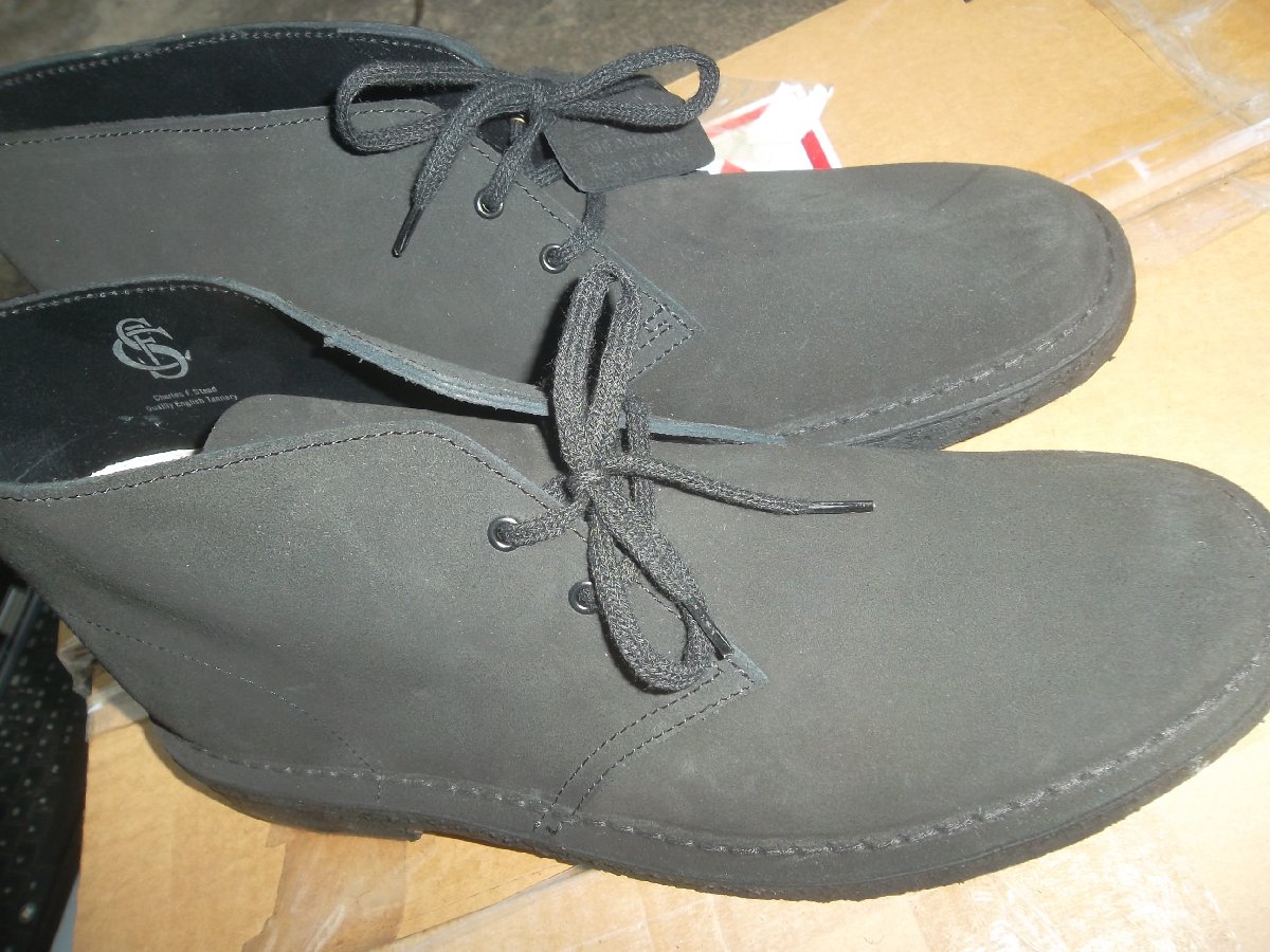 bank robber clarks shoes