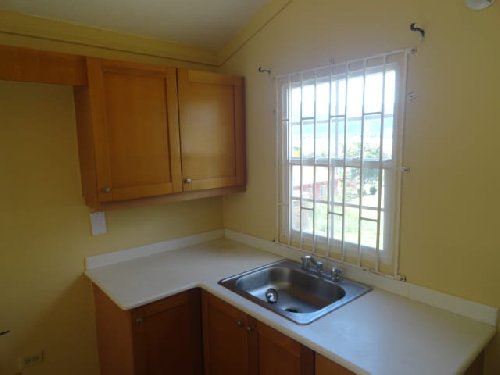 2 BEDROOM 1 BATH IN GATED COMMUNITY