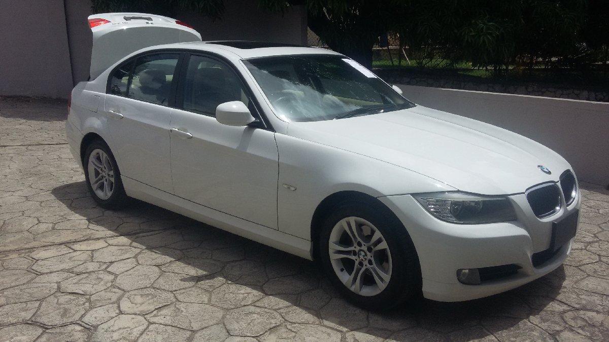 Bmw 320i 2010