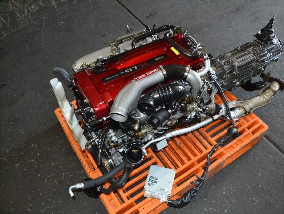 R34 GT-R engine bay