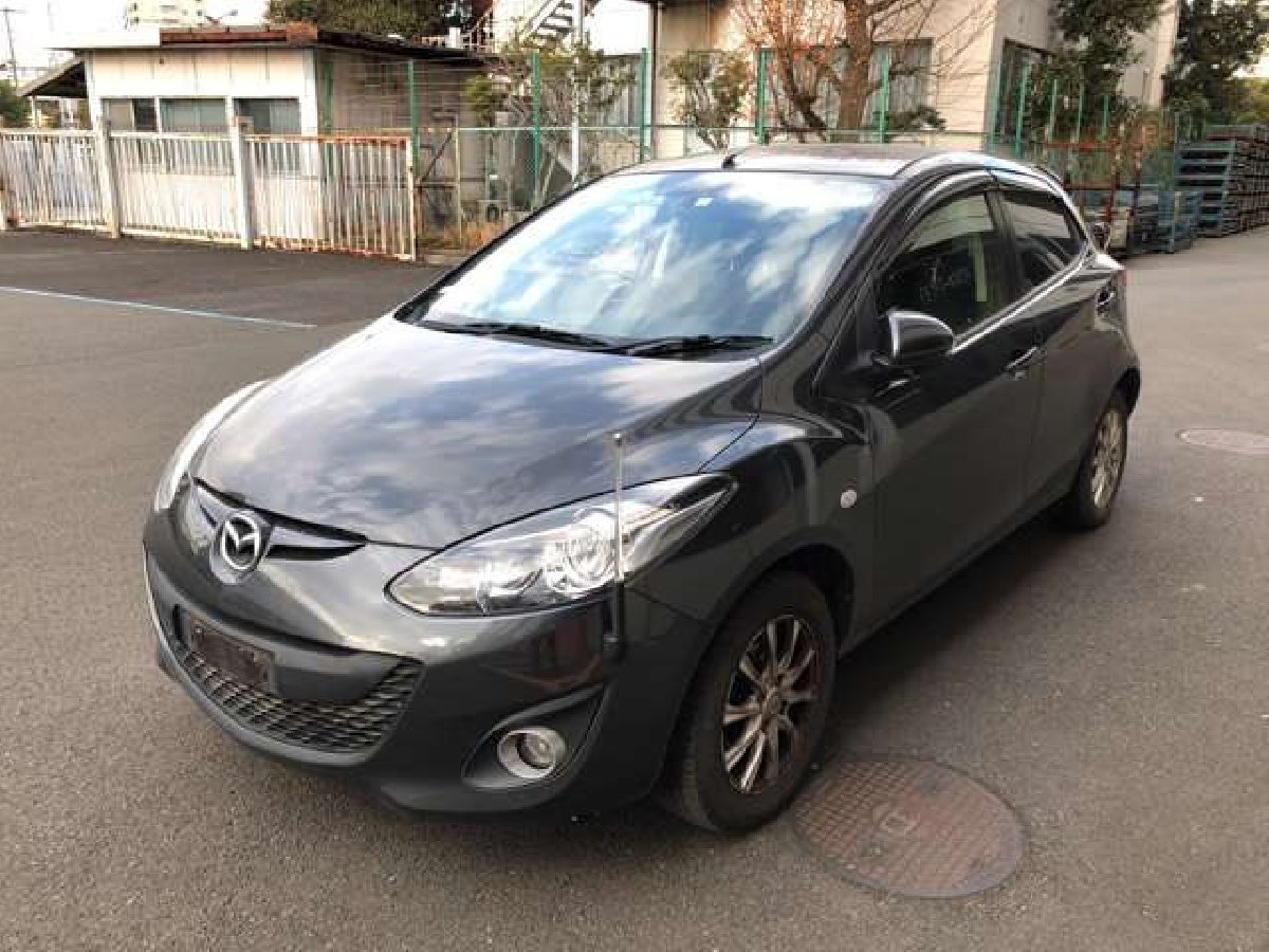 Mazda demio 2014