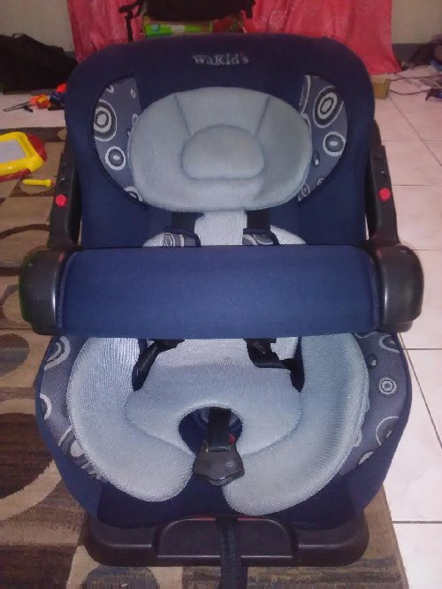BABY CAR SEAT