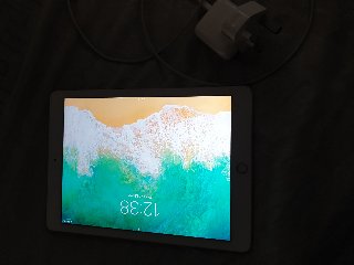 Apple IPad Air 2 64gb In Good Condition