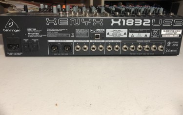 Behringer Mixer 