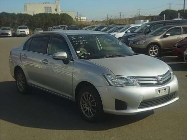 Toyota Corolla AXIO G 2013 NEWLY IMPORTED FOR SALE