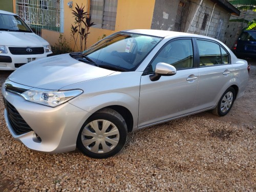 Toyota axio for sale in good condition low mileage