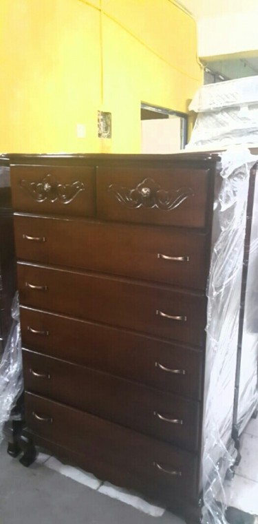 Queen Size  Chest Of Drawers For Sale 