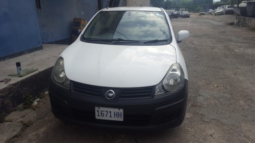 2011 Nissan Ad Wagon White