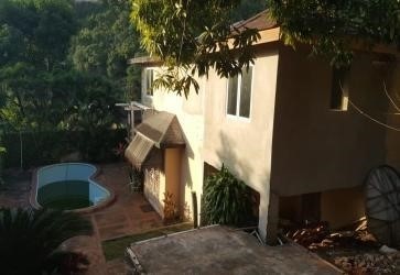 4 BEDROOM HOUSE FOR SALE IN RED HILLS