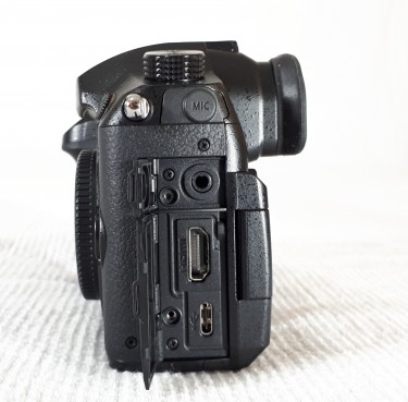 Panasonic LUMIX GH5 4K Mirrorless Camera (NEG)