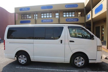 2011 Toyota Hiace (Good Working Bus)