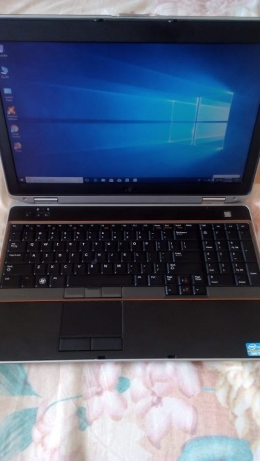 For Sale Dell Latitude I5 Laptop