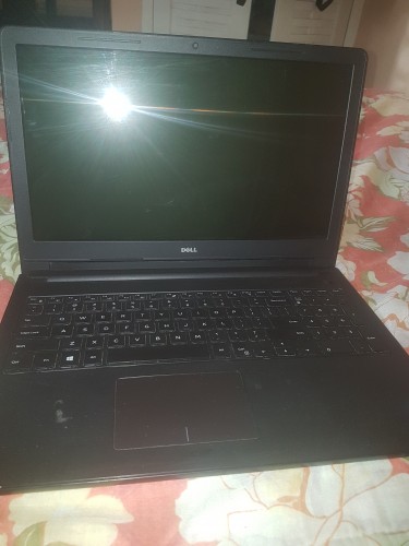 Dell Laptop Intel Core 3 For Sale(NOT WORKING)