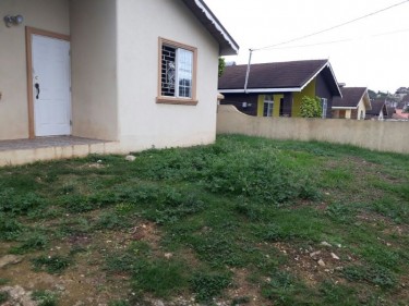2 Bedroom 1 Bath House For Sale