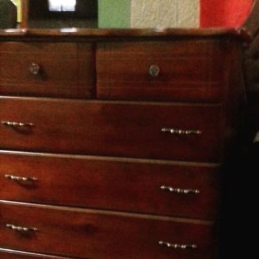 Beautiful And Elegant Chest Of Drawers For Sale 