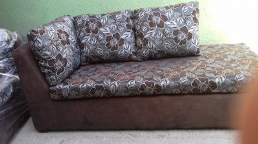 Beautiful And Elegant Modular Sofa 