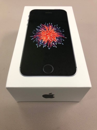 Brand New IPhone SE 32GB (Space Gray)