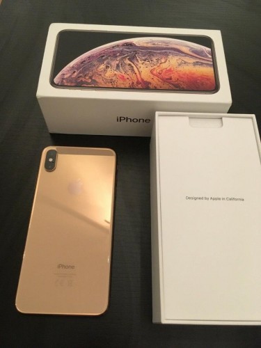 IPhone XS MAX --  $600 -  Whats­app :: +1857214467