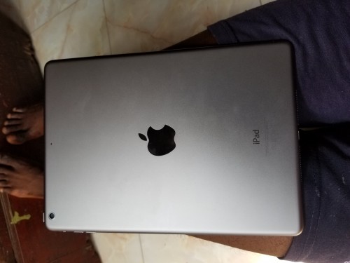 First Generation IPad Air For 20k Negotiable