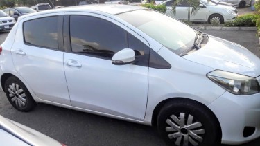 2012 Toyota Vitz 