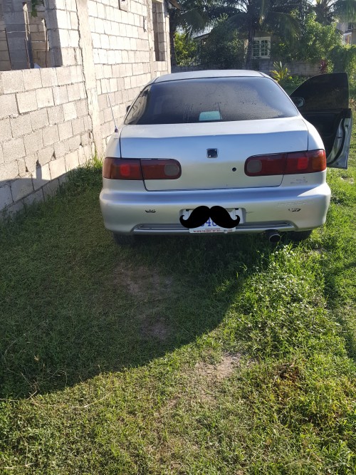 2000 Honda Integra  4 Door