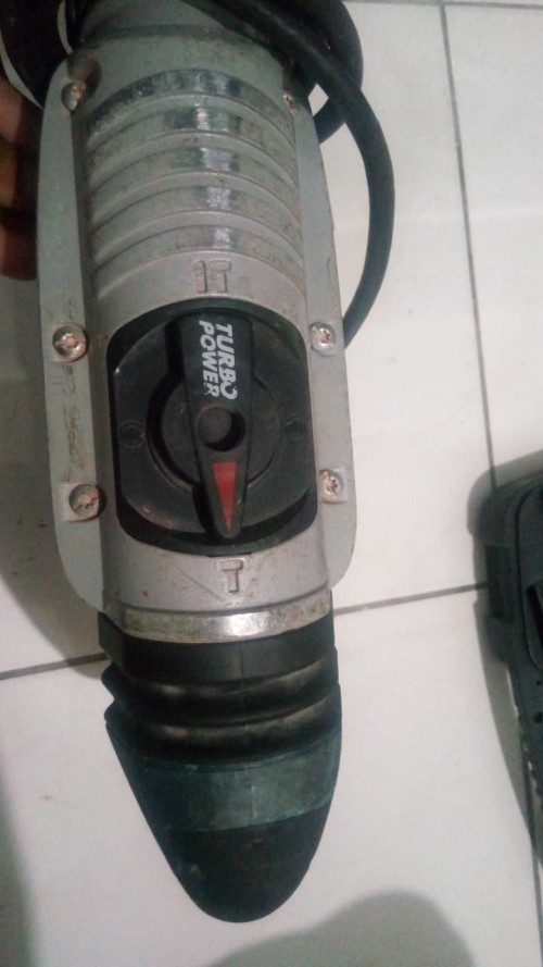 Use Bosch Rotary Hammer Drill