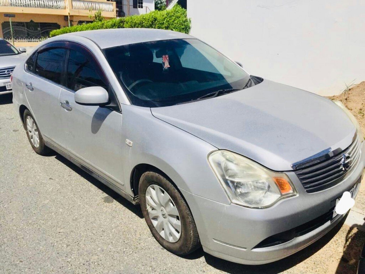 Nissan bluebird 2010