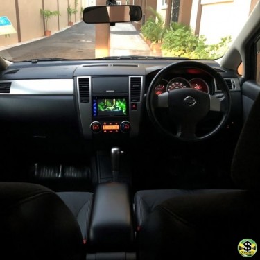 2011 Nissan Tiida Hatchback