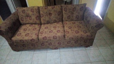 3 Pc. Living Room Suite For Sale