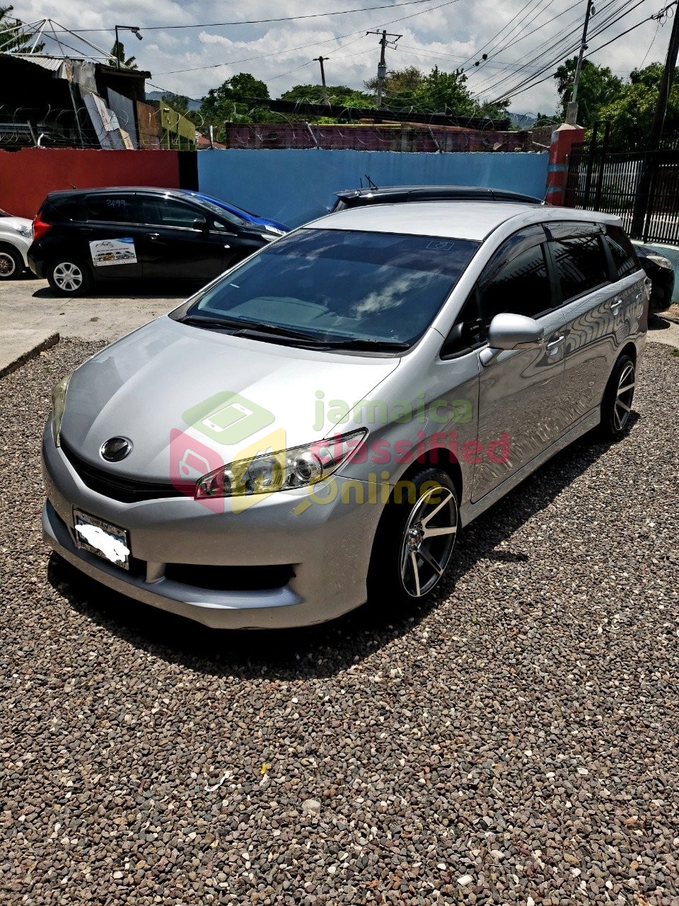 2012 Toyota Wish u2013 $2,100,000 Negotiable for sale in Kingston 