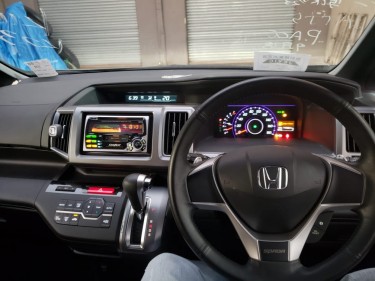 2012 Honda Stepwagon