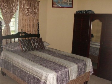 Lovely 2 Bedroom Apt In The Heart Of Ocho Rios