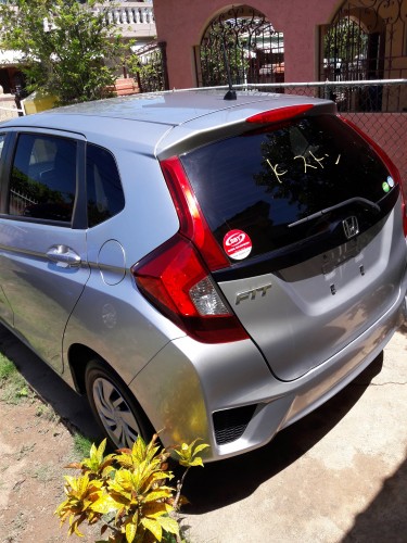 2015 HONDA FIT  Newly Imported (price Cut Must Go)
