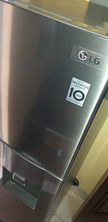 LG Smart Inverter Refrigerator 14 Cubic, Stainless