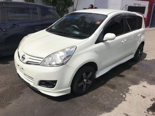 2011 NISSAN NOTE LIKE NEW