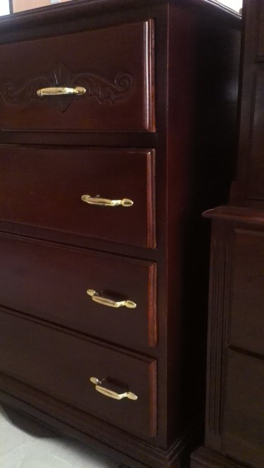 5 Piece Chest Of Drawer