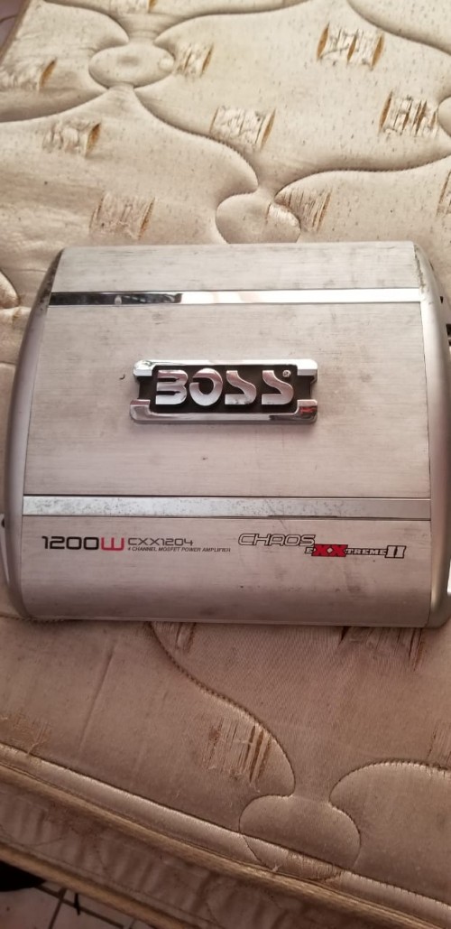 Boss 1200 Watts 4 Channel Plus Preamp