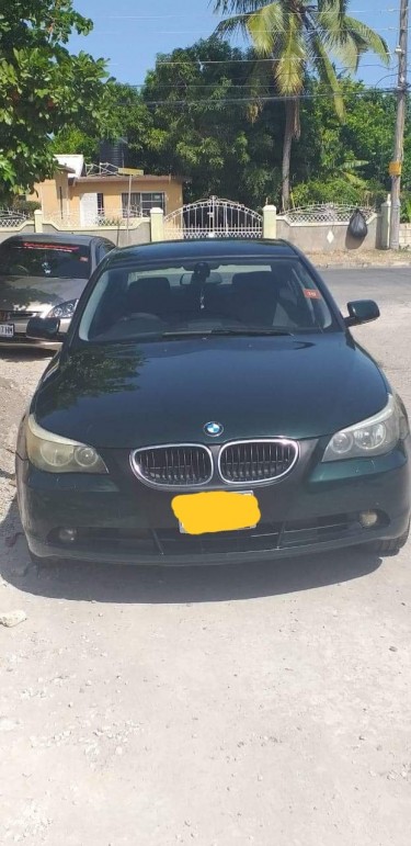 2004 BMW 528i
