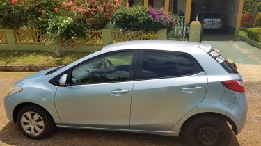  Mazda Demio 