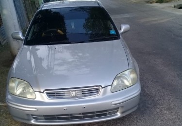 1999 Honda Civic – $550,000 Negotiable