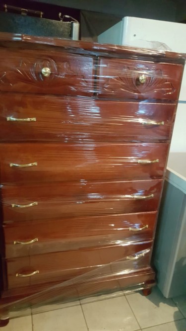 ELEGANT 7 DRAWER CHEST OF DRAWERS FOR SALE 