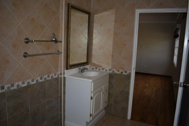 4 Bedroom 6 Bathroom Villa,Millsborough Ave, Kgn 6