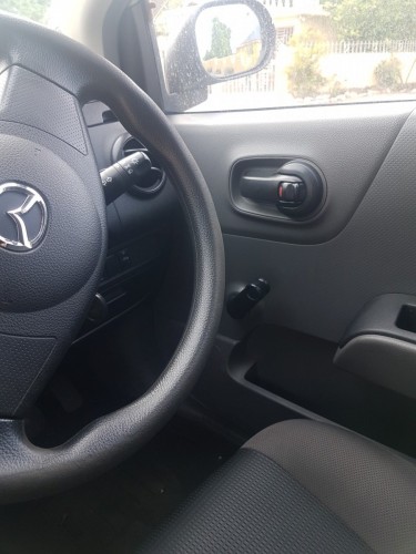 Mazda Familia 2014