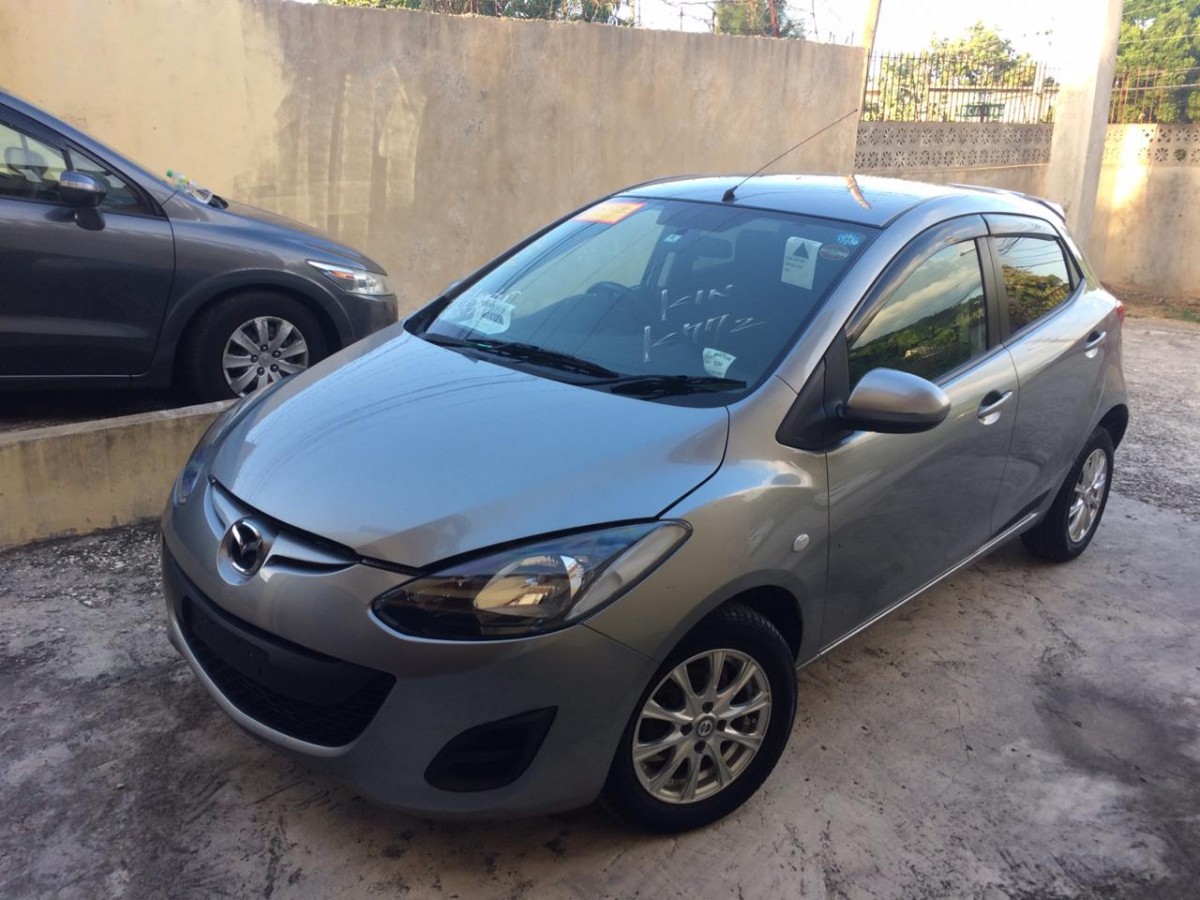 Mazda demio 2014