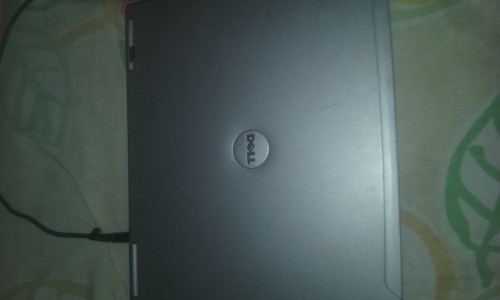 Dell Laptop For Sale Fully Function Use Wifi Charg
