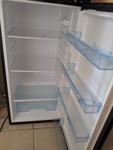  Fridge For Sale In Great Condition (8.2 CU