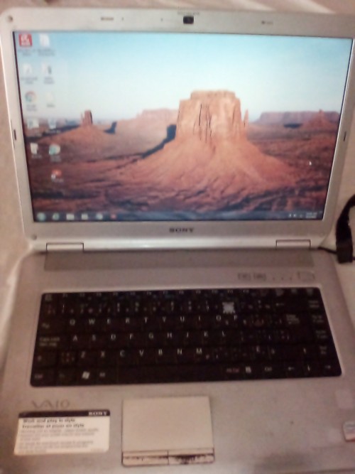 Sony Laptop For Sale Fully Function Use Wifi Bluet