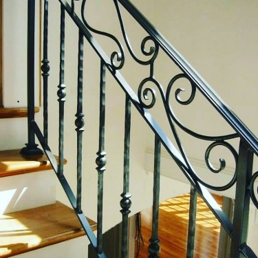 CUSTOM BUILD YOUR OWN BEAUTIFUL MODERN STAIRCASE 